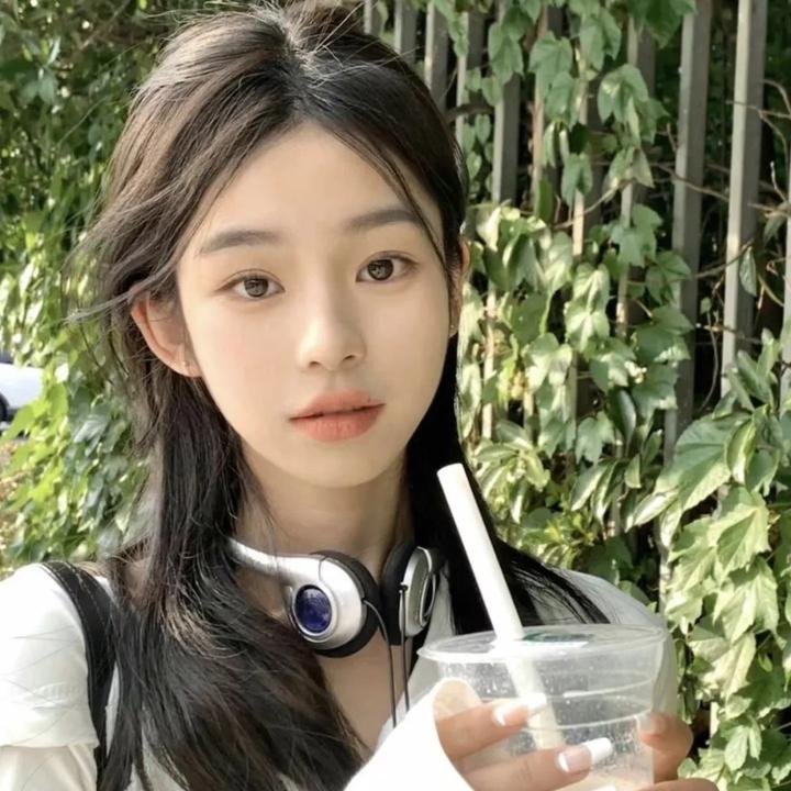 乐坛天后隐婚生子传闻，长达一周内幕曝光，经纪人连夜公关
